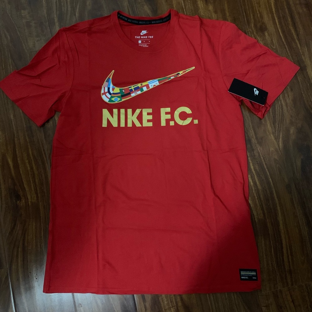 Nike Red Graphic Short Sleeve Tee